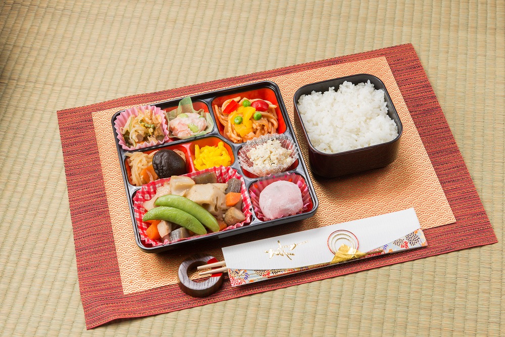 だるま蓮根の筑前煮弁当